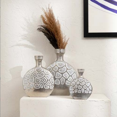 Decorative Antique Vases Set