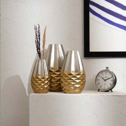 Decorative Antique Vases Set
